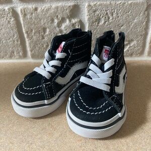 Size 3 toddler high top vans